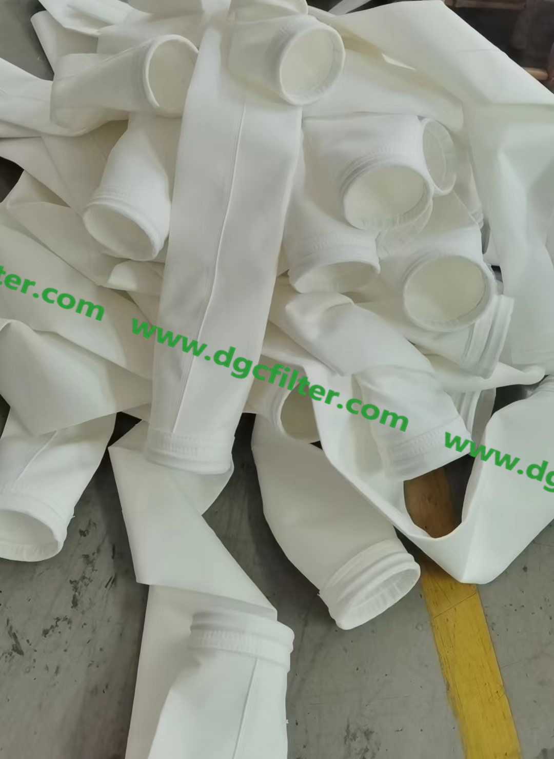 High Temperature Filtration Material For Filter Bags / Baghoue filter bags / Dust collector filter bags