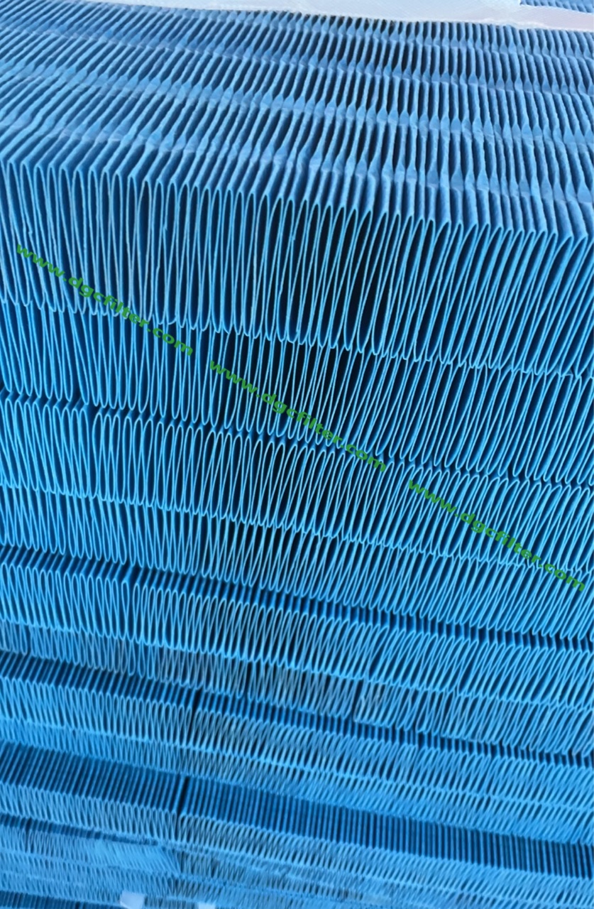 Pleated Filter Media 80%Cellulose&20%Polyester with Flame Retardant Properties, Blue Color